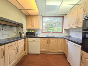 Photo 10- click for photo gallery